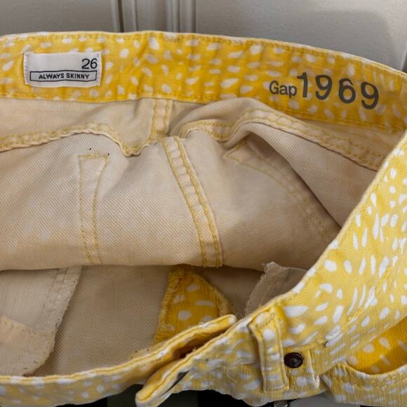 GAP Always Skinny Ladies Sz 26 Yellow Print Pants - Picture 4 of 4